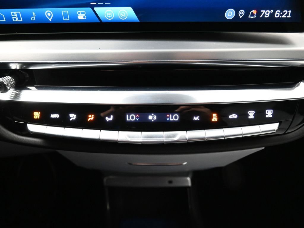 Used 2024 Cadillac Lyriq Sport image 27