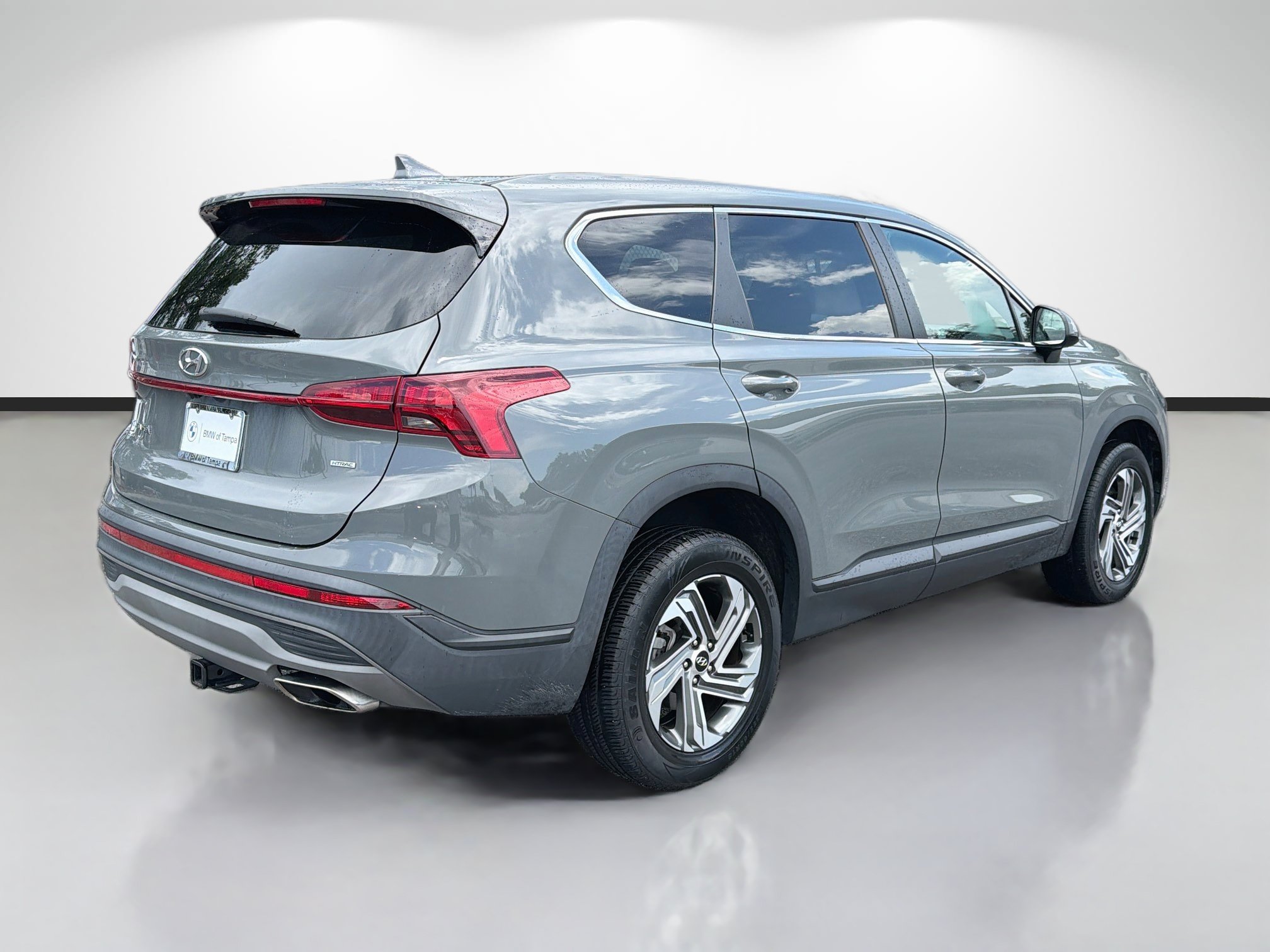 Used 2021 Hyundai Santa Fe SE AWD/4WD image 3