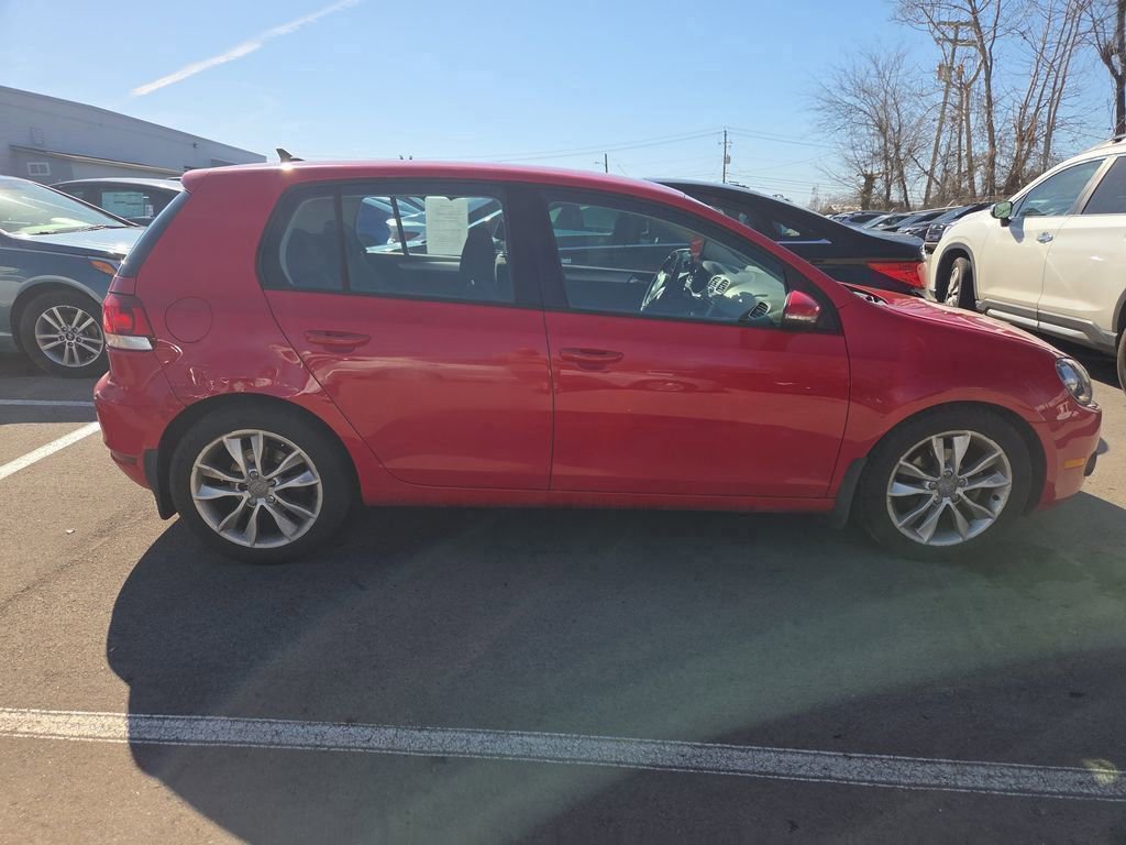 Used 2013 Volkswagen Golf TDI image 4