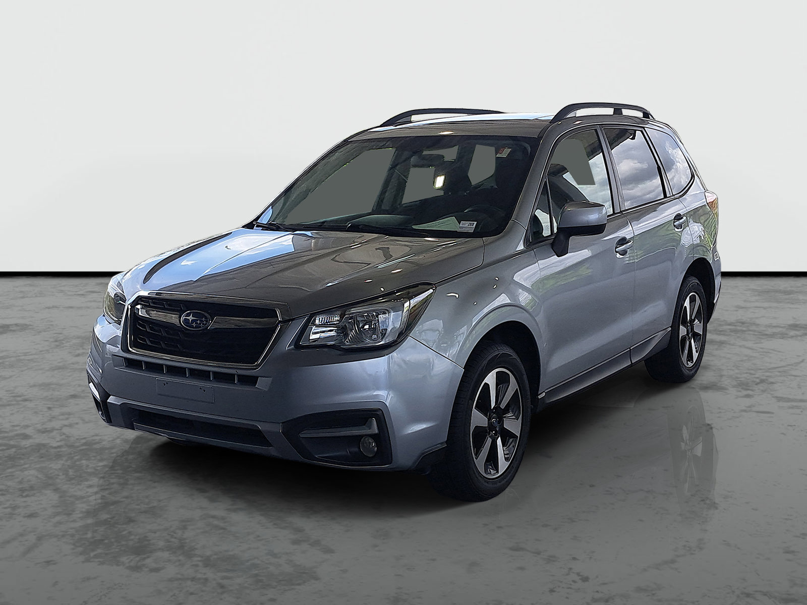 Used 2018 Subaru Forester 2.5i Premium w/ All-Weather Package AWD/4WD image 4