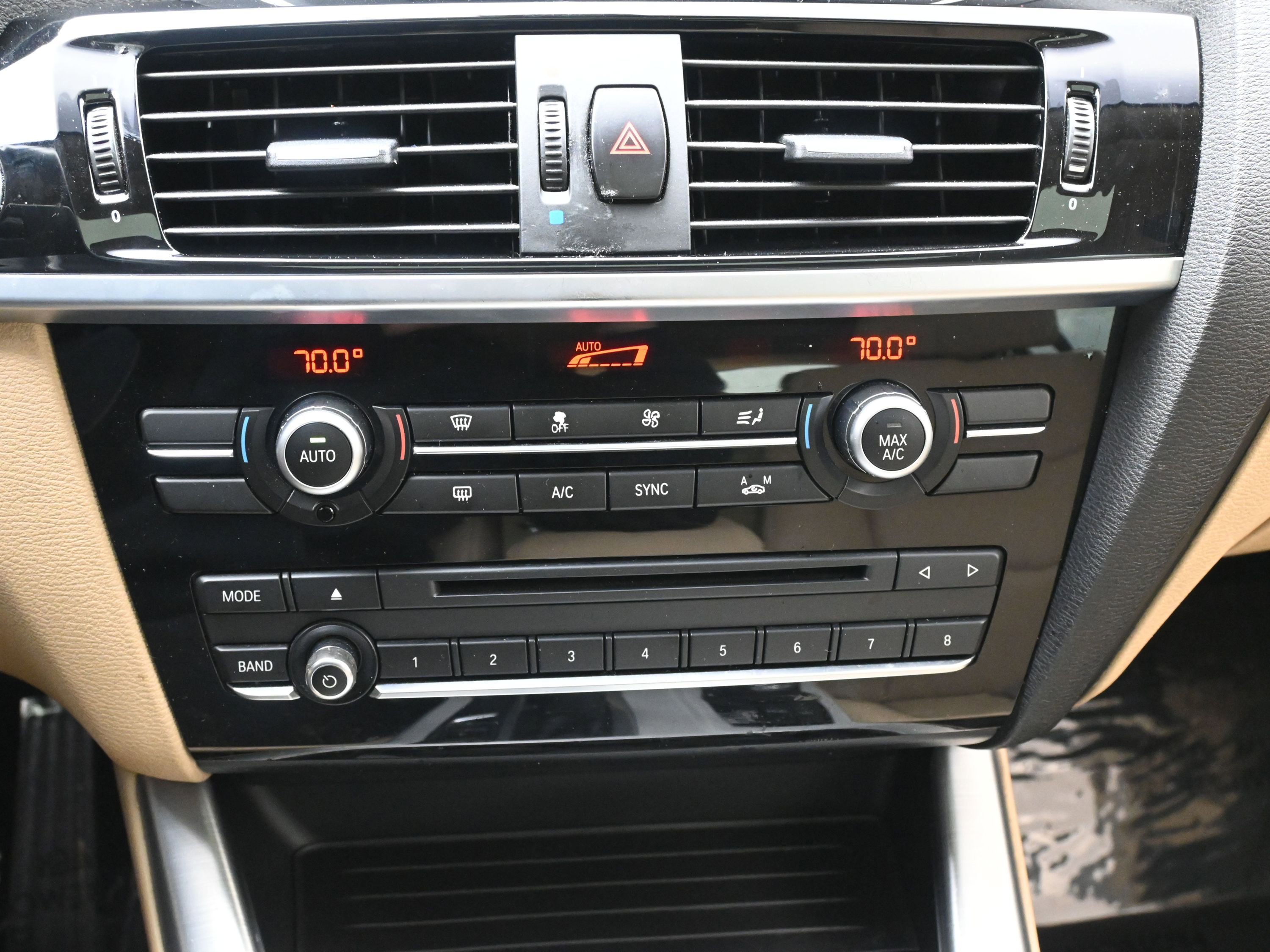 Used 2017 BMW X4 xDrive28i image 6