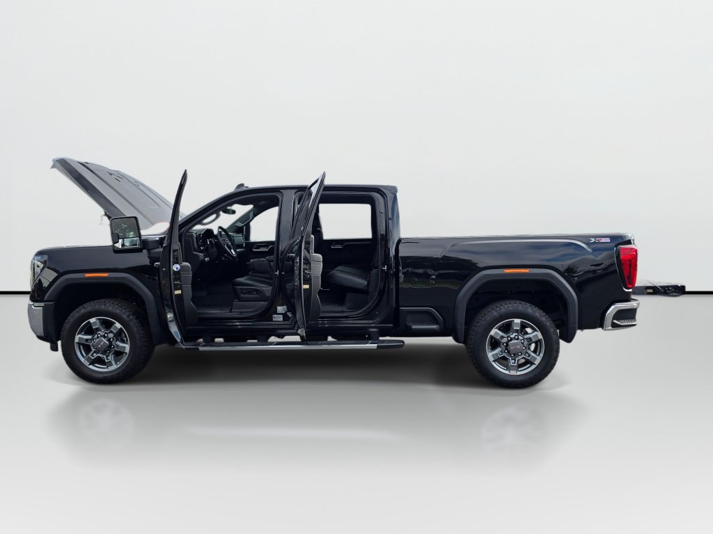 Used 2025 GMC Sierra 2500 SLE w/ SLE Value Package; AWD/4WD image 11
