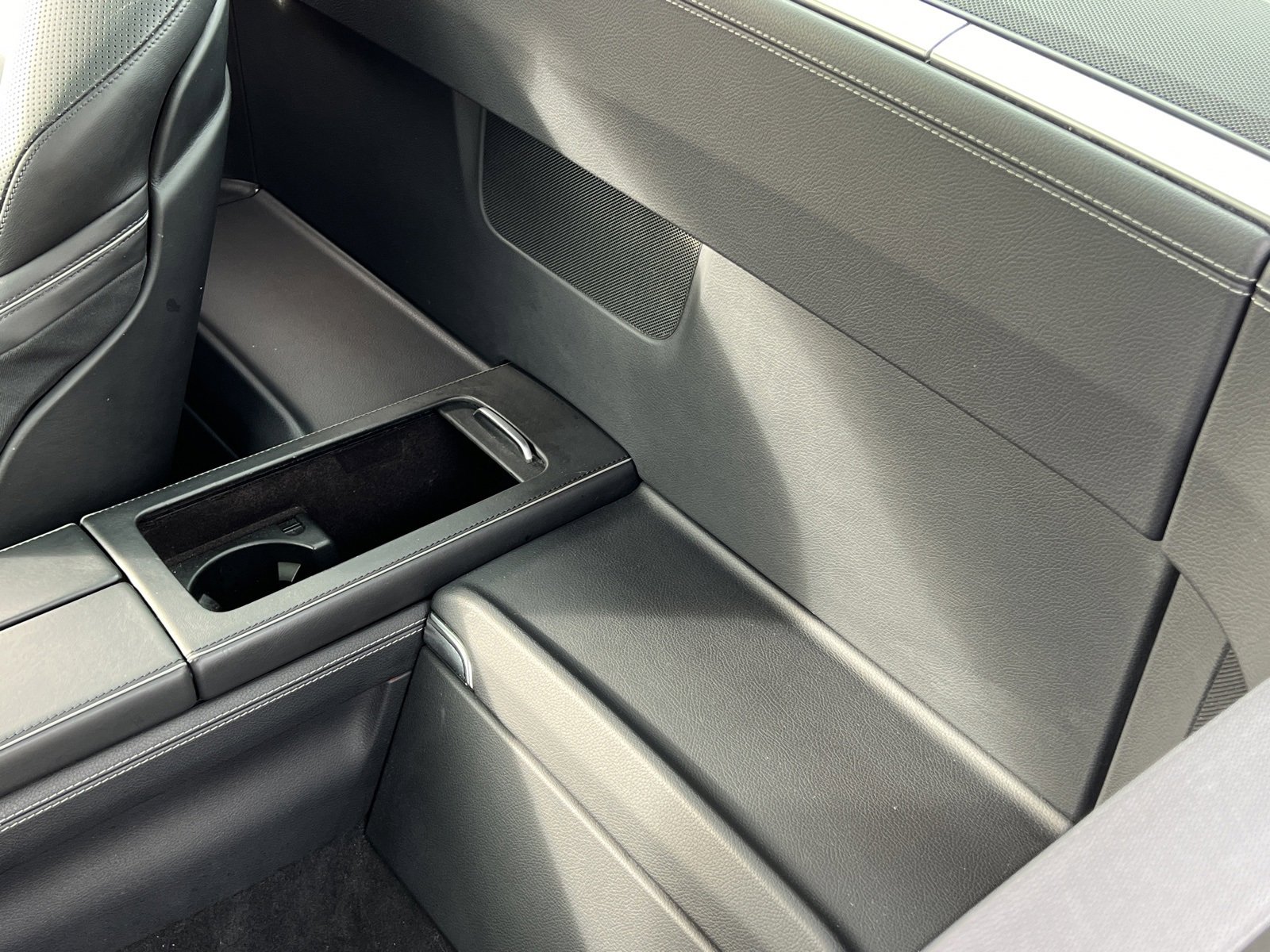 Used 2014 Mercedes-Benz SL 550 image 17