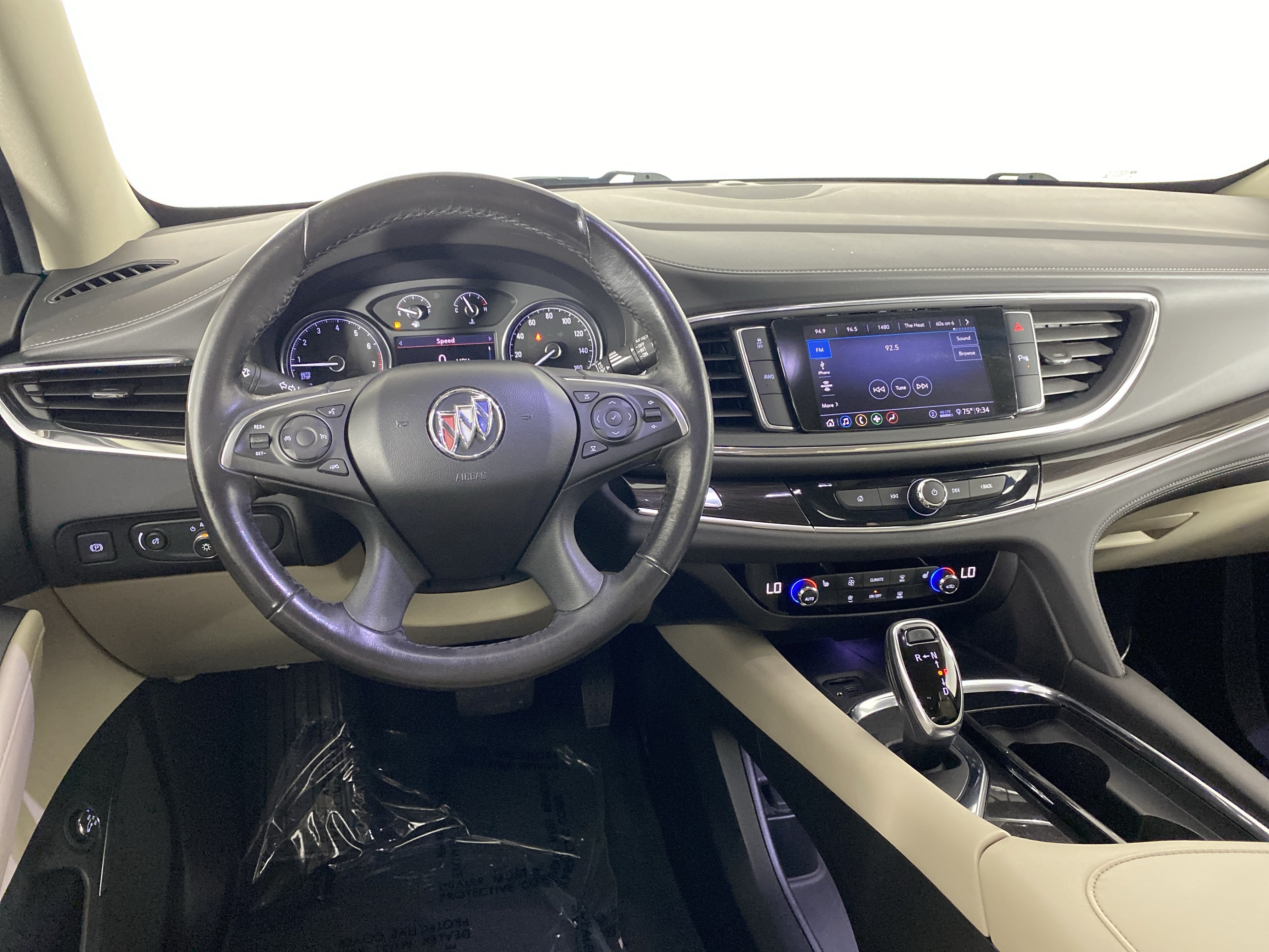 Used 2020 Buick Enclave Essence AWD/4WD image 19