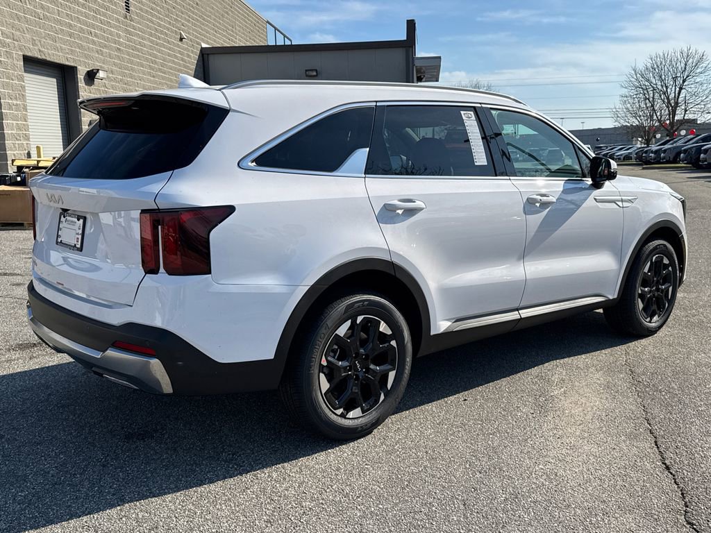 New 2026 Kia Sorento S image 3