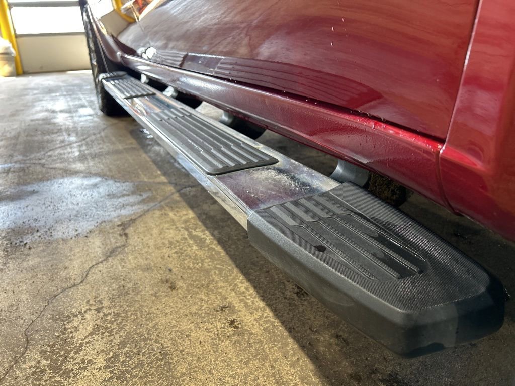 Used 2019 Chevrolet Silverado 1500 High Country w/ Z71 Off-Road Package AWD/4WD image 18