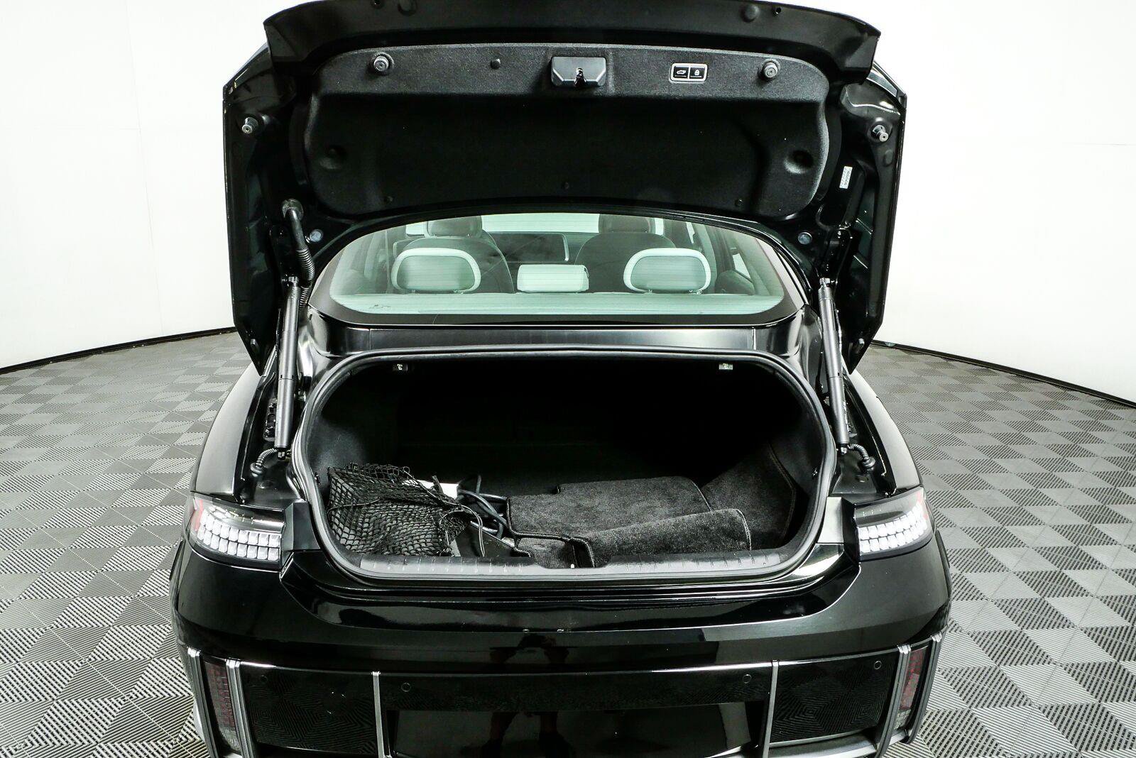 Used 2023 Hyundai Ioniq 6 SEL w/ Cargo Package RWD image 30