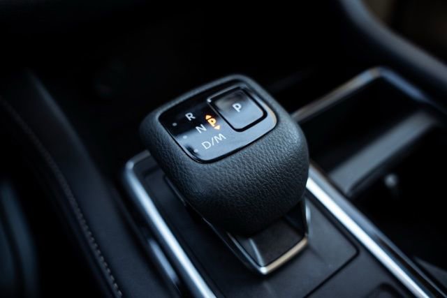 Used 2025 Nissan Pathfinder SV image 21