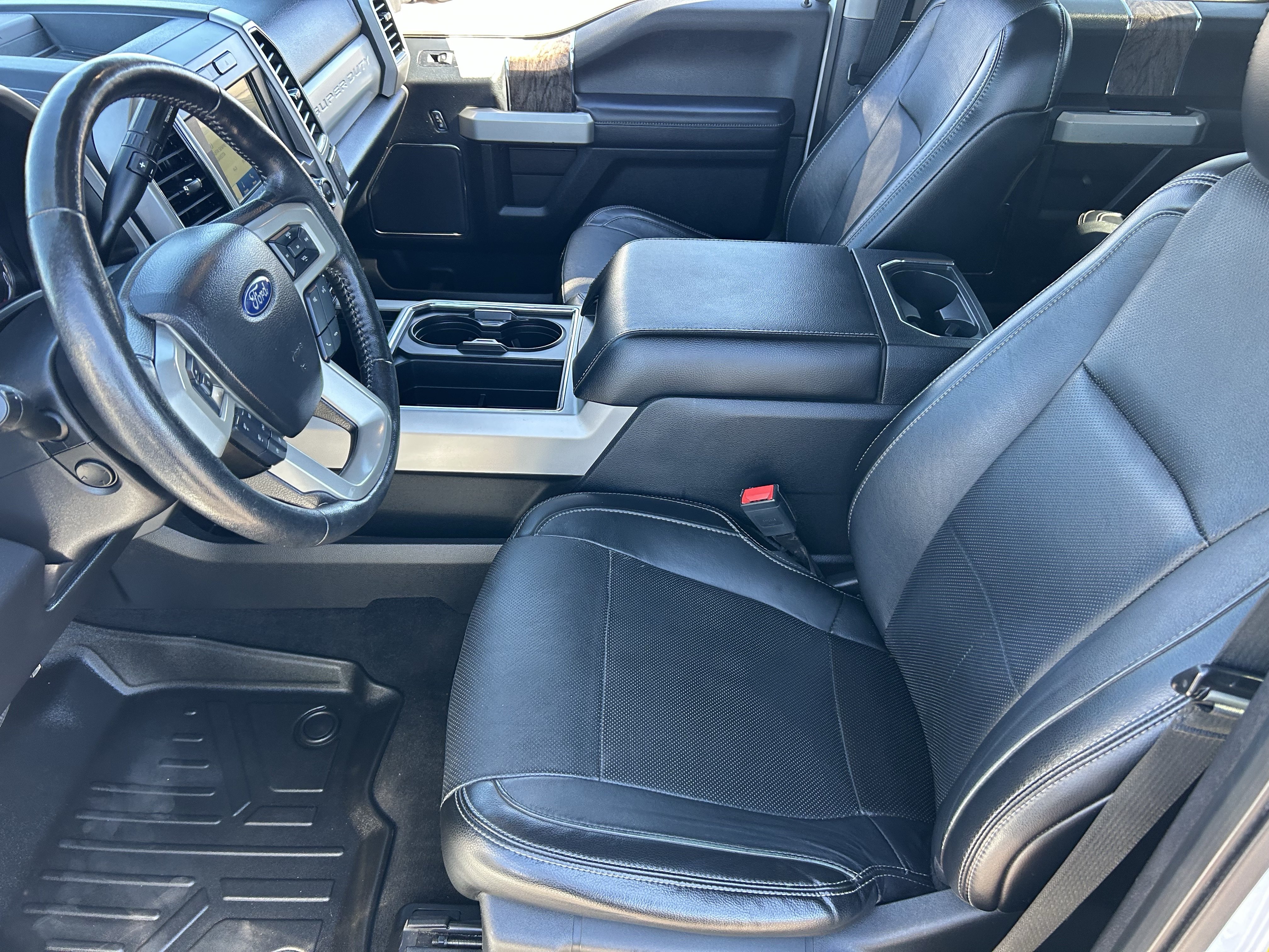 Used 2018 Ford F250 Lariat w/ Lariat Ultimate Package RWD image 18