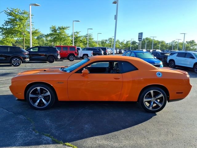 Used 2014 Dodge Challenger R/T RWD image 10
