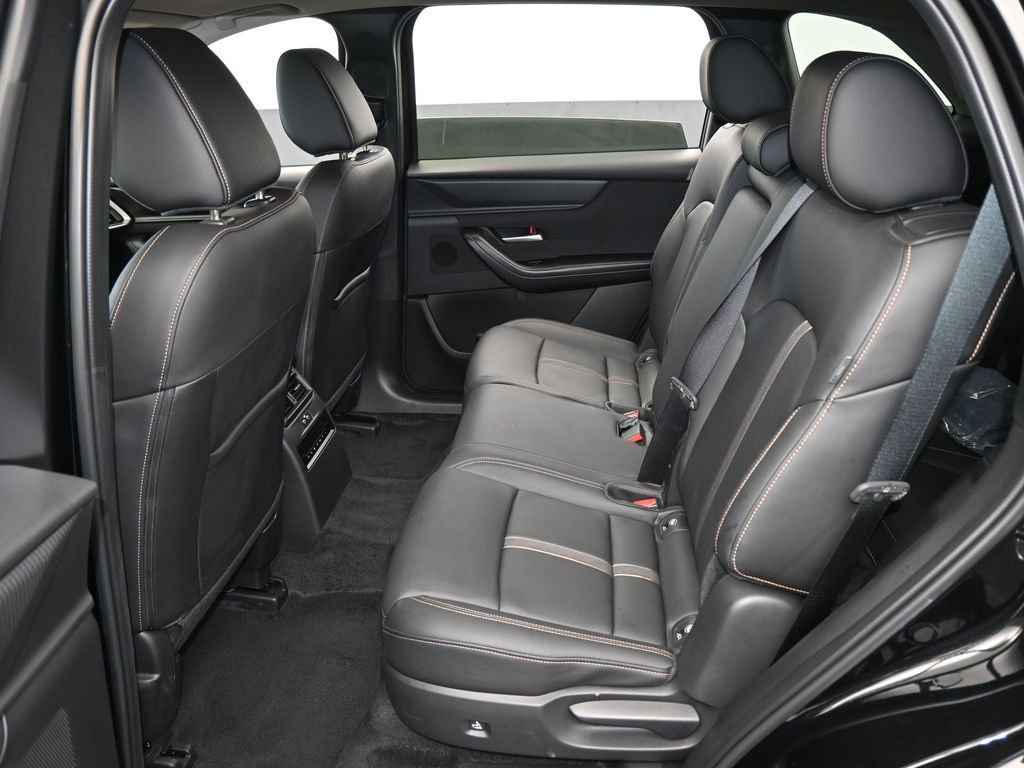 Used 2025 MAZDA CX-90 3.3 Turbo w/ Select Package image 33