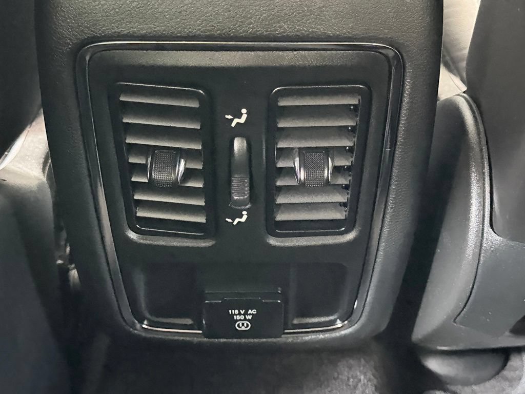 Used 2019 Jeep Grand Cherokee Altitude AWD/4WD image 20