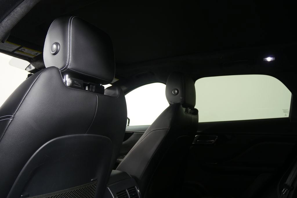 Used 2019 Jaguar F-PACE R-Sport AWD/4WD image 11