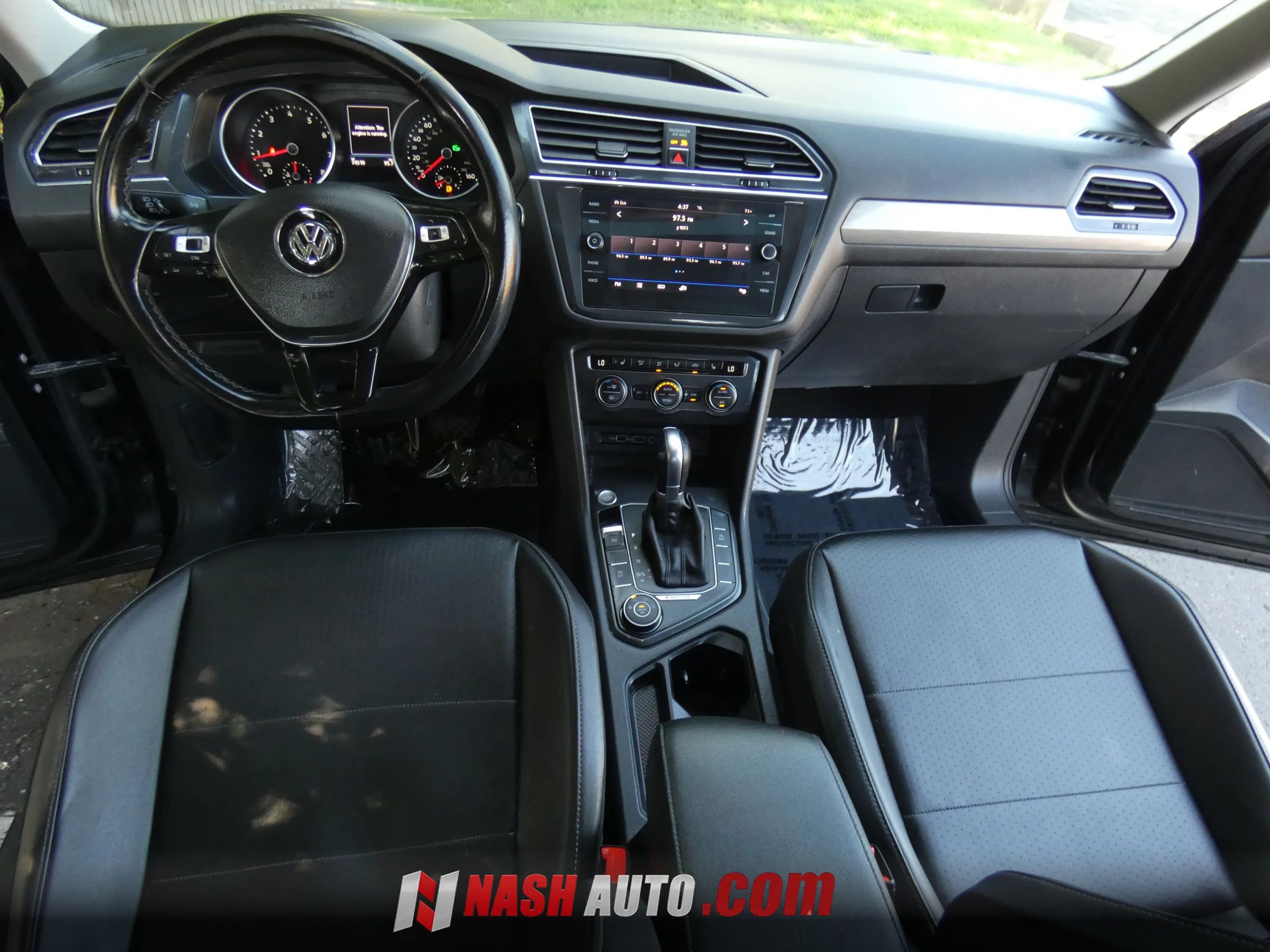 Used 2018 Volkswagen Tiguan SE w/ Panoramic Sunroof Package AWD/4WD image 22