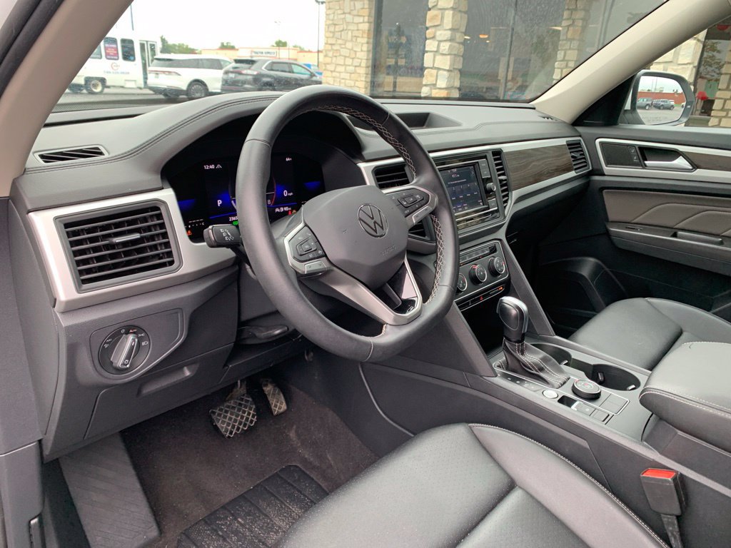 Used 2023 Volkswagen Atlas SE AWD/4WD image 22
