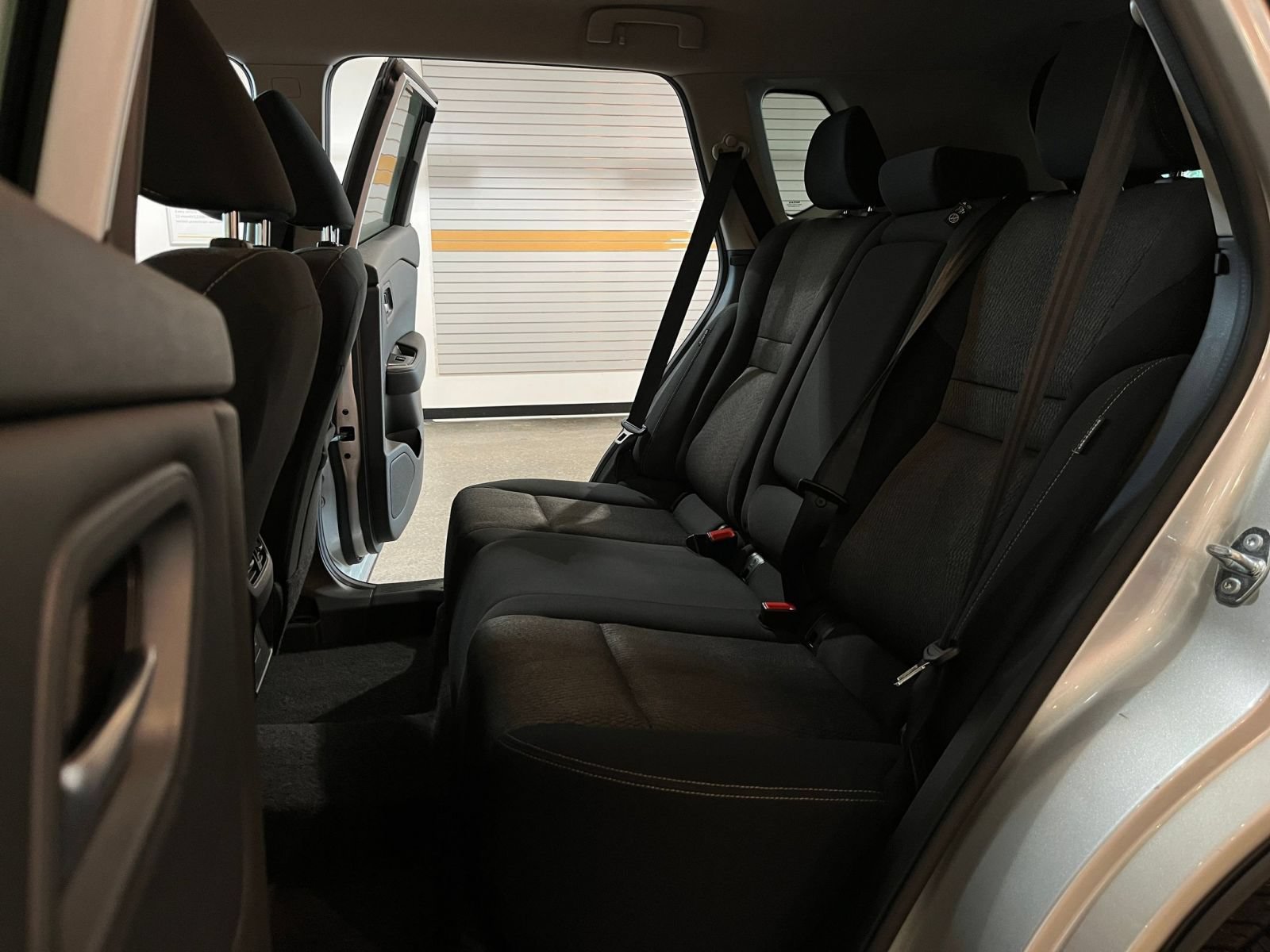 Used 2025 Nissan Rogue SV AWD/4WD image 27
