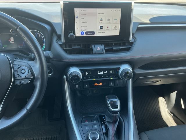 Used 2023 Toyota RAV4 SE w/ Weather & Moonroof Package AWD/4WD image 11