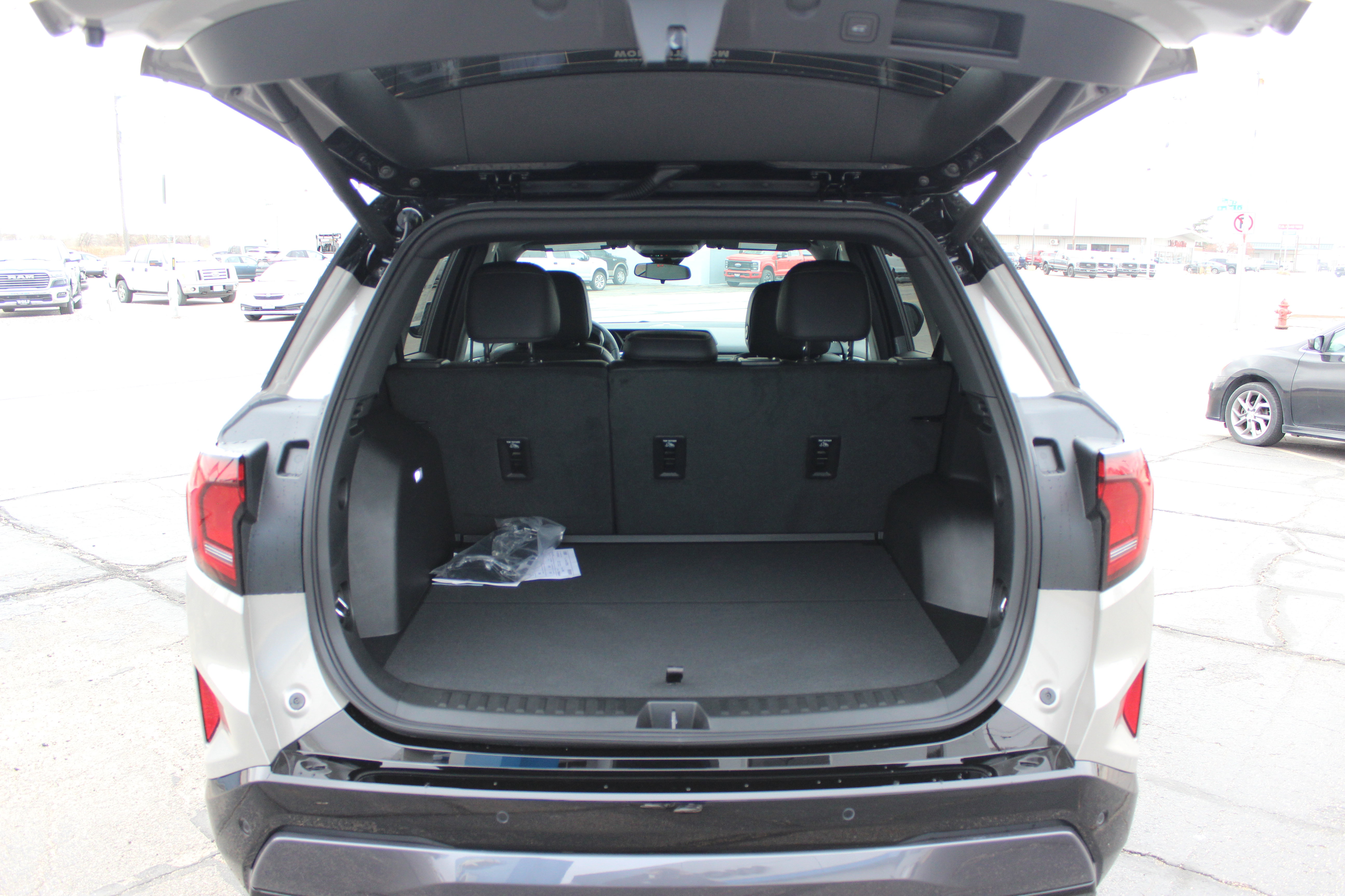 New 2026 GMC Terrain AT4 image 18