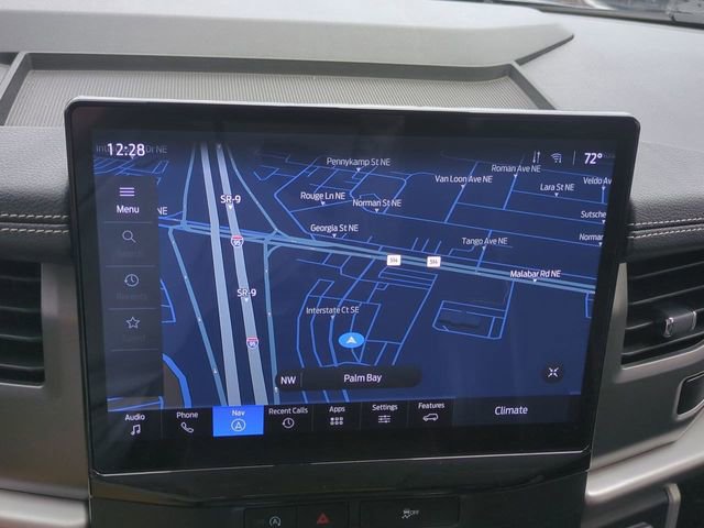 Certified 2024 Ford Expedition XLT RWD image 21