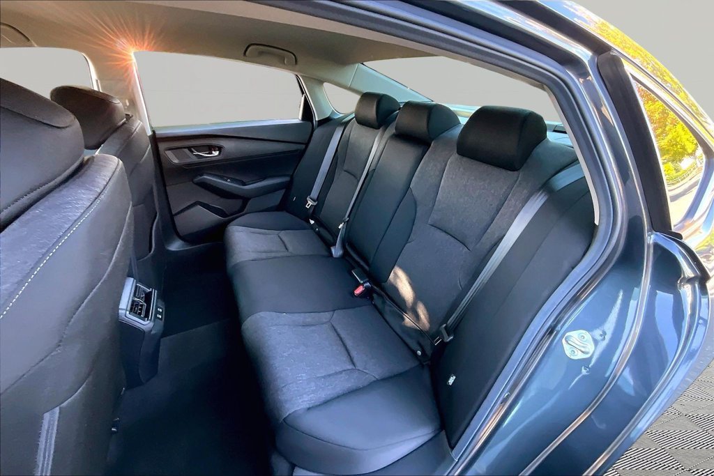Certified 2025 Honda Accord LX image 16