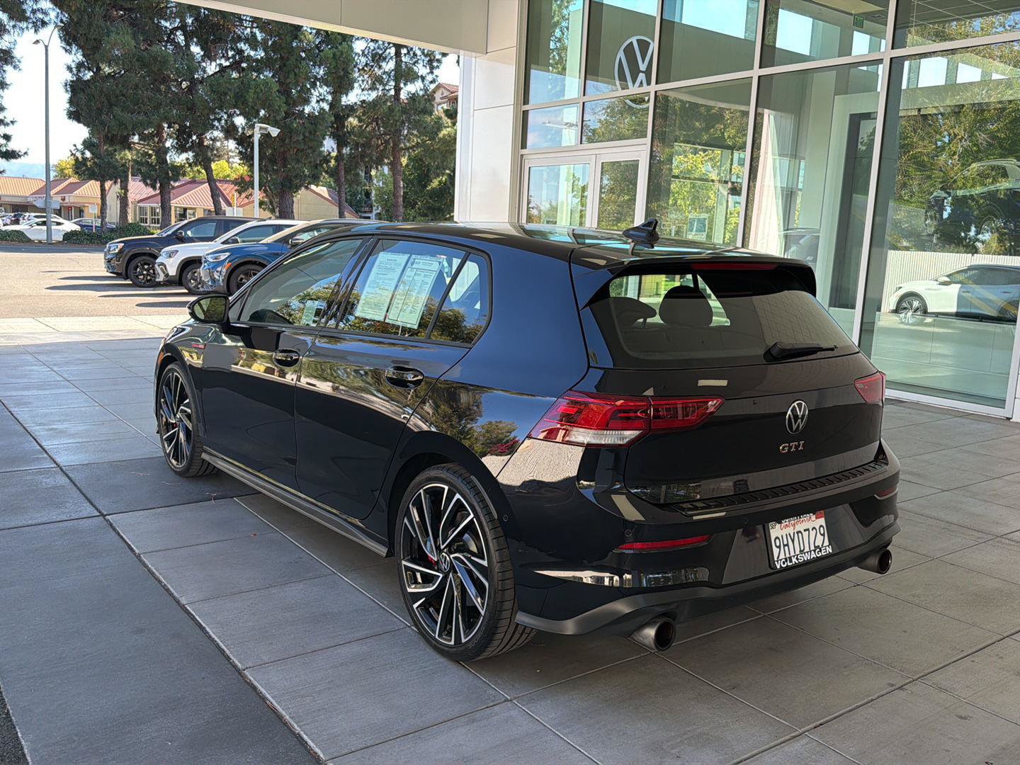 Certified 2023 Volkswagen GTI Autobahn FWD image 3