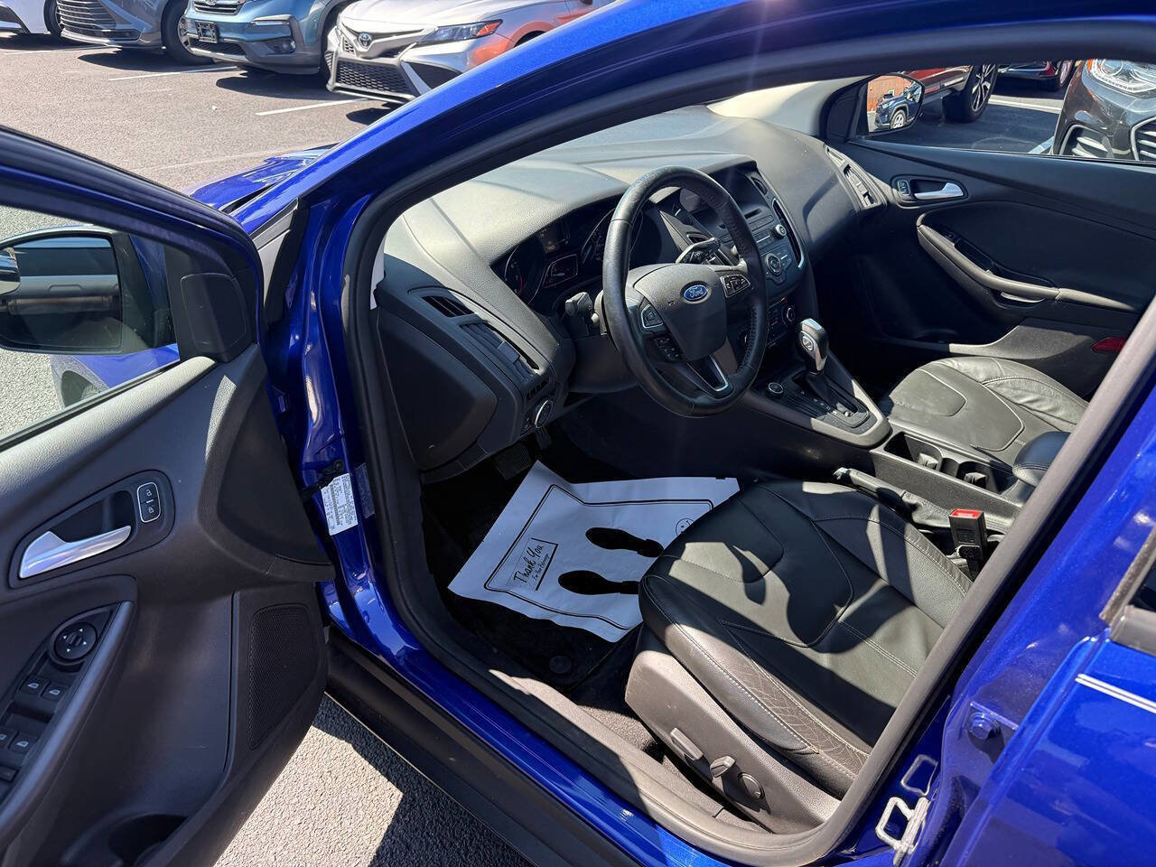 Used 2015 Ford Focus SE w/ Equipment Group 201A FWD image 8