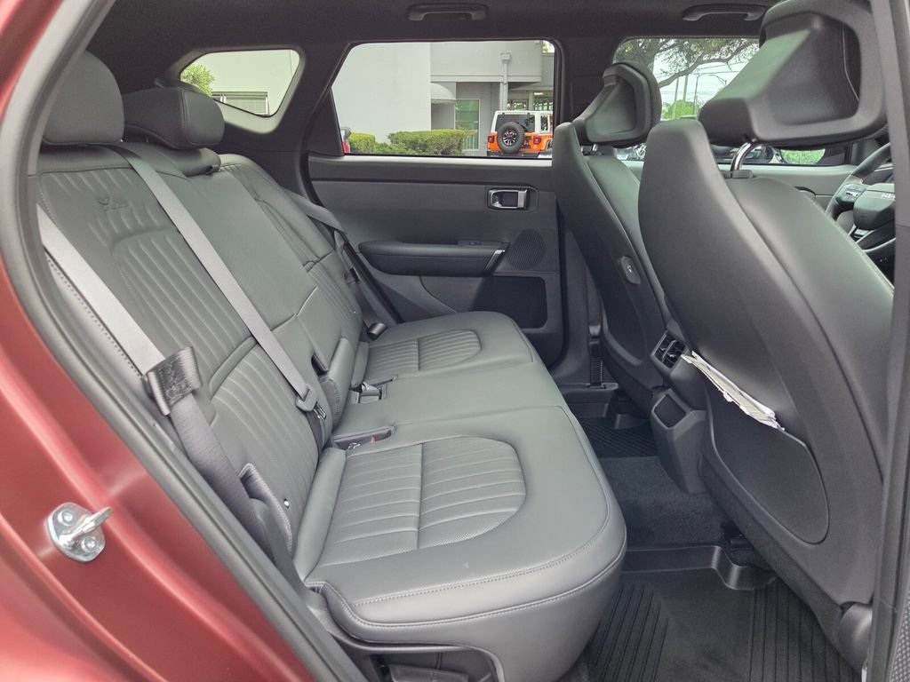 Used 2027 Kia Seltos X-Line S w/ X-Line S Premium Package AWD/4WD image 16