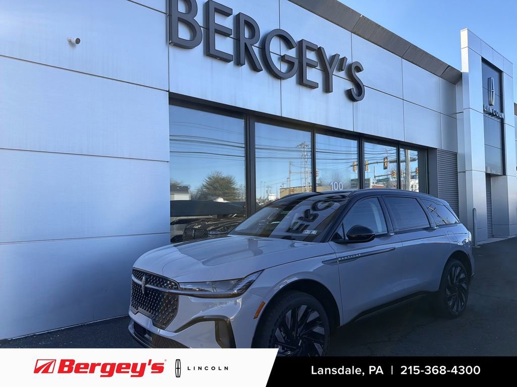 New 2026 Lincoln Nautilus Reserve w/ Jet Appearance Package image 1