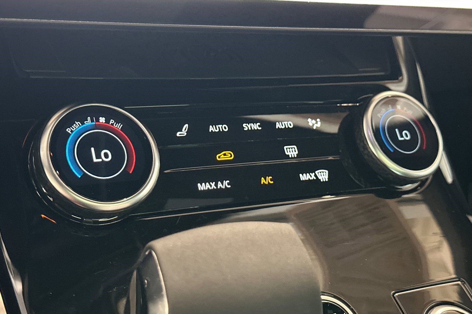 Certified 2023 Land Rover Range Rover Sport SE image 23