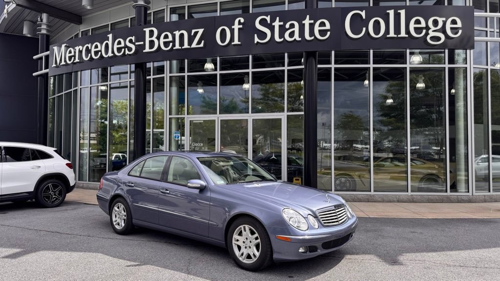 Used 2005 Mercedes-Benz E 320 CDI Sedan image 1