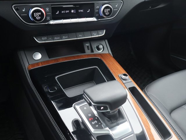 Certified 2023 Audi Q5 2.0T Premium Plus w/ Premium Plus Package AWD/4WD image 19