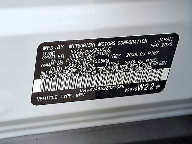 New 2025 Mitsubishi Outlander SE image 14