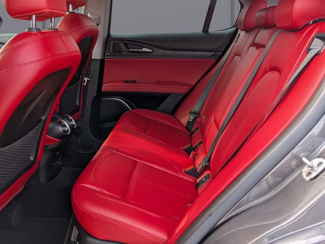 Used 2020 Alfa Romeo Stelvio w/ Nero Edizione image 13