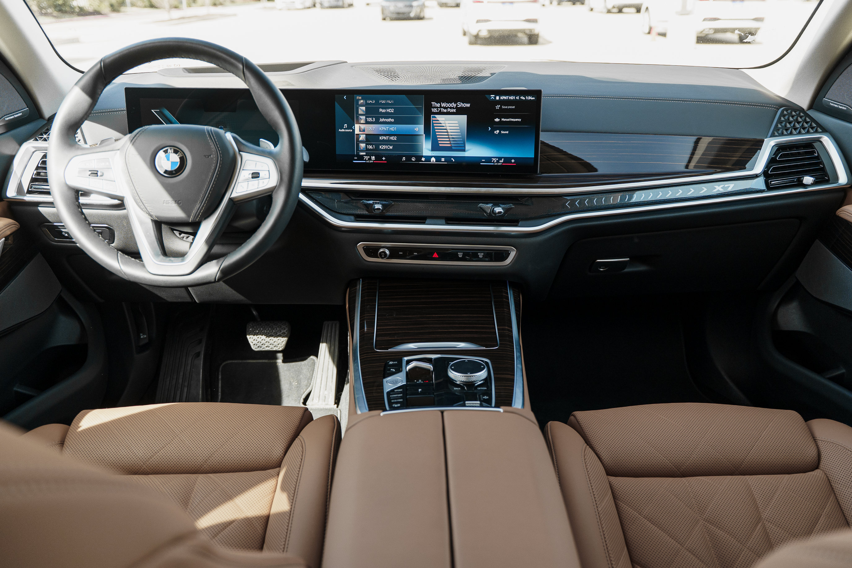 Used 2026 BMW X7 xDrive40i AWD/4WD image 8