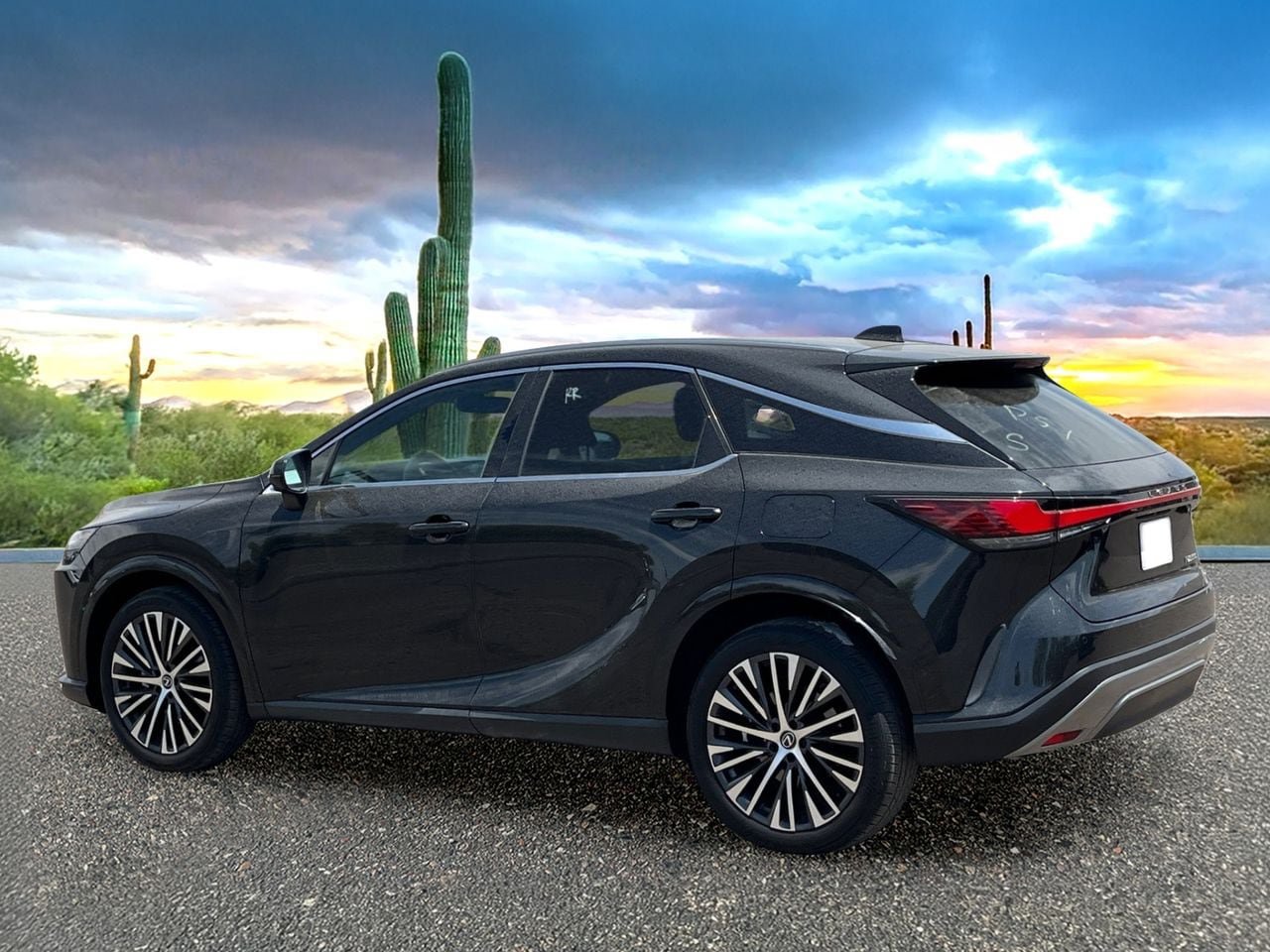 Used 2024 Lexus RX 350 Premium Plus w/ Accessory Package (Z1) FWD image 4