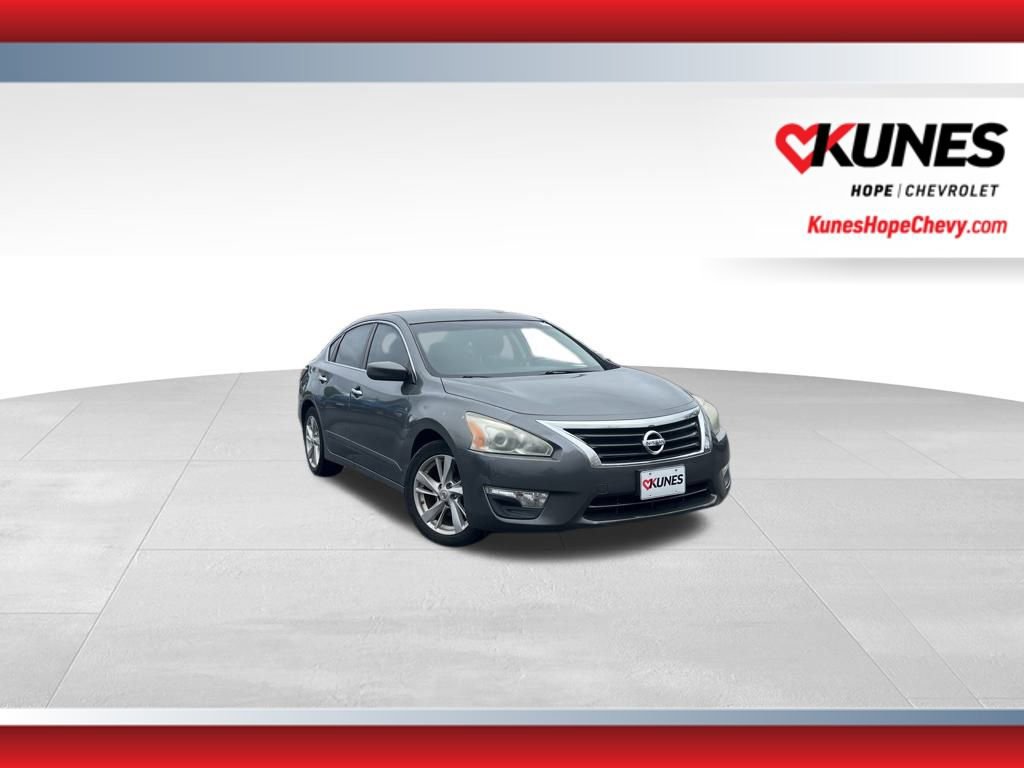 Used 2014 Nissan Altima 2.5 SV