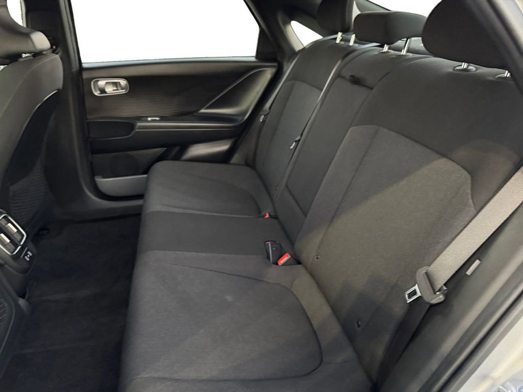 Used 2025 Hyundai Ioniq 6 SE image 13