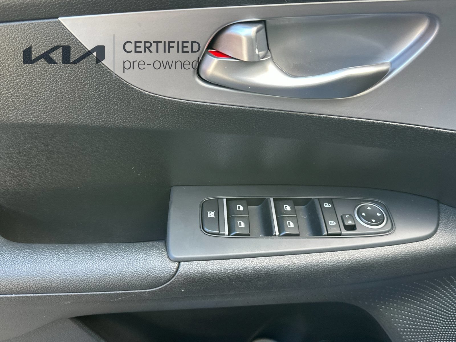 Certified 2023 Kia Forte LXS FWD image 12