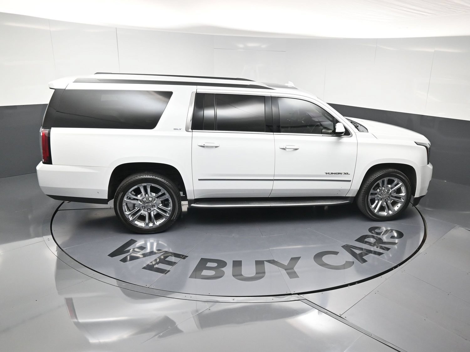 Used 2017 GMC Yukon XL SLT w/ Premium Edition AWD/4WD image 34