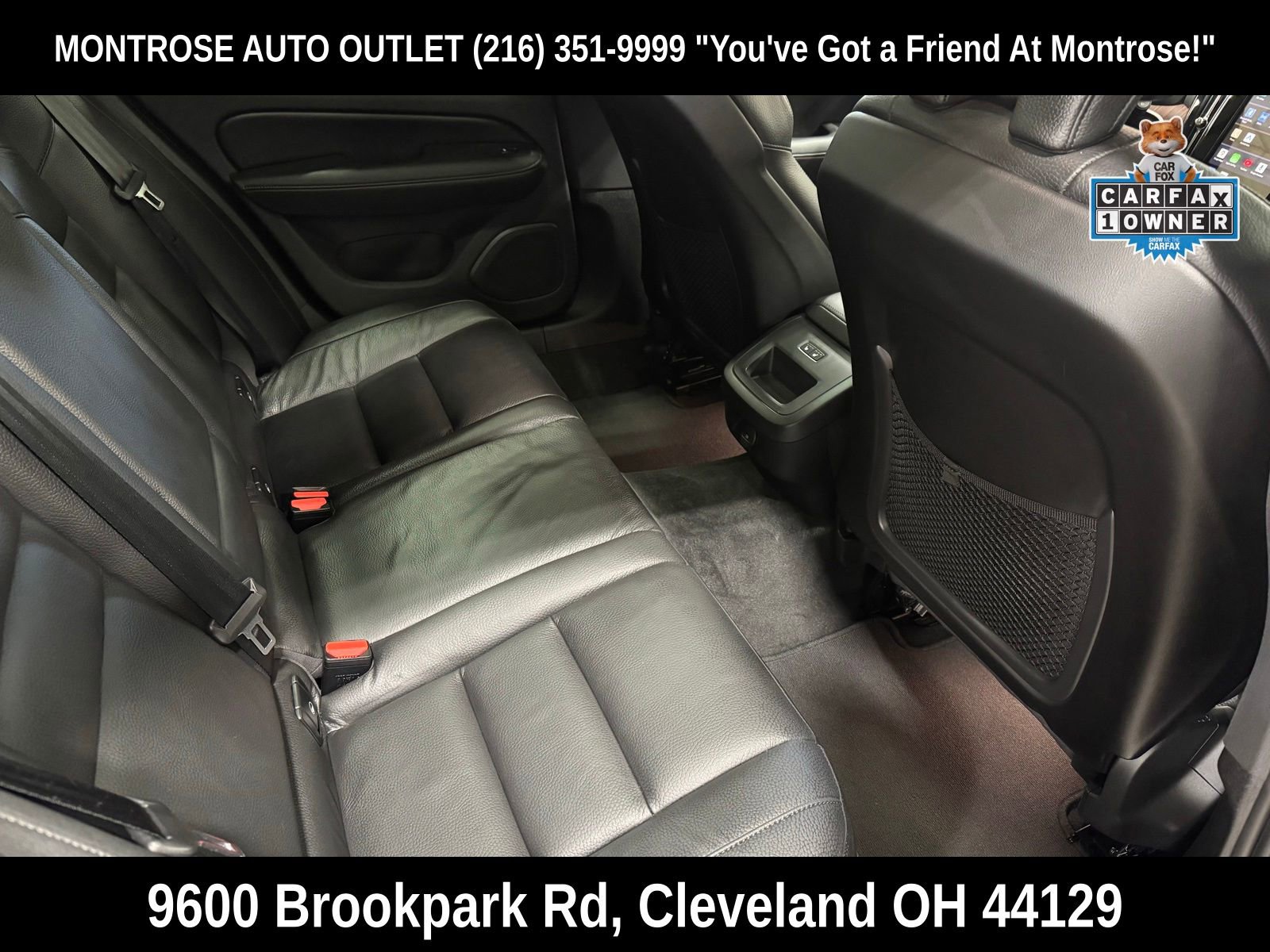 Used 2025 Volvo V60 B5 Cross Country Plus image 44