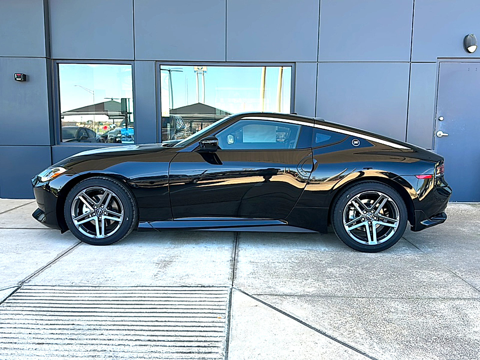 New 2026 Nissan Z Sport w/ Floor Mat Package image 5