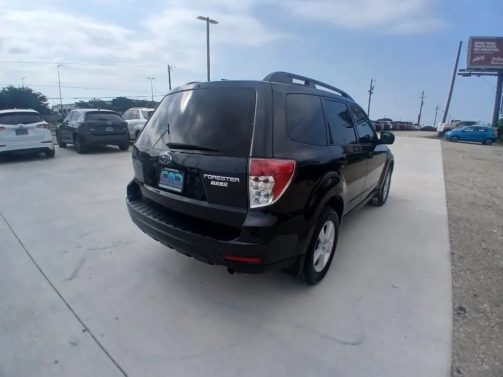 Used 2010 Subaru Forester 2.5X AWD/4WD image 5