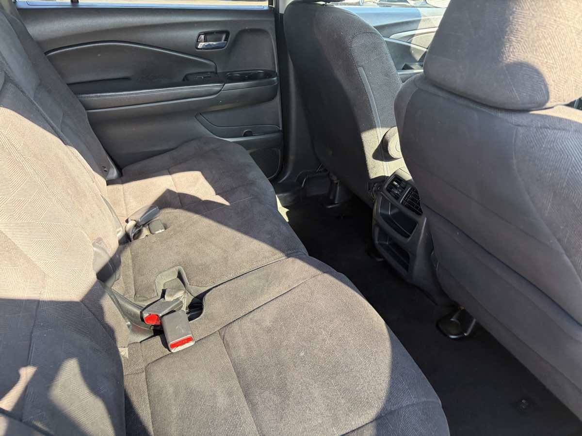 Used 2019 Honda Pilot LX image 23