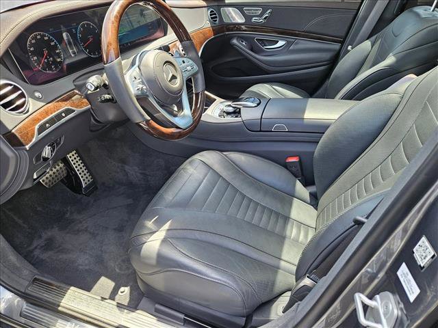 Used 2018 Mercedes-Benz S 560 Sedan image 16