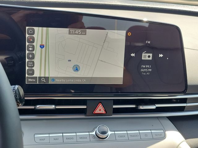 Used 2025 Hyundai Elantra Limited image 11