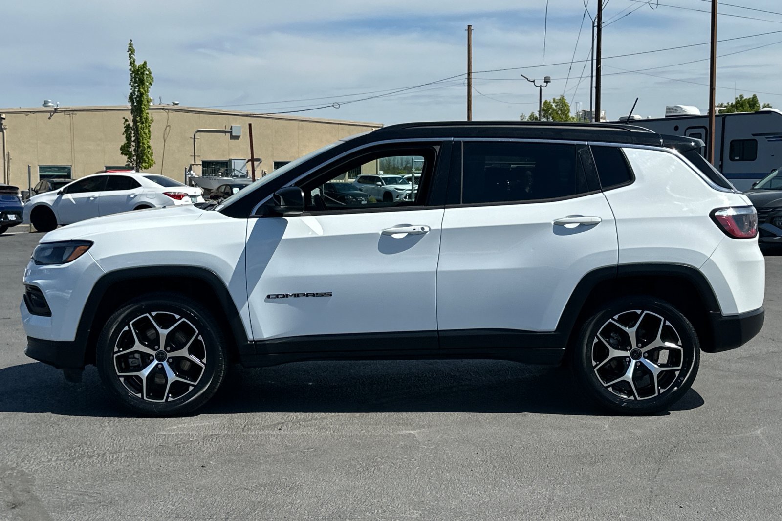 Used 2025 Jeep Compass Limited AWD/4WD image 7