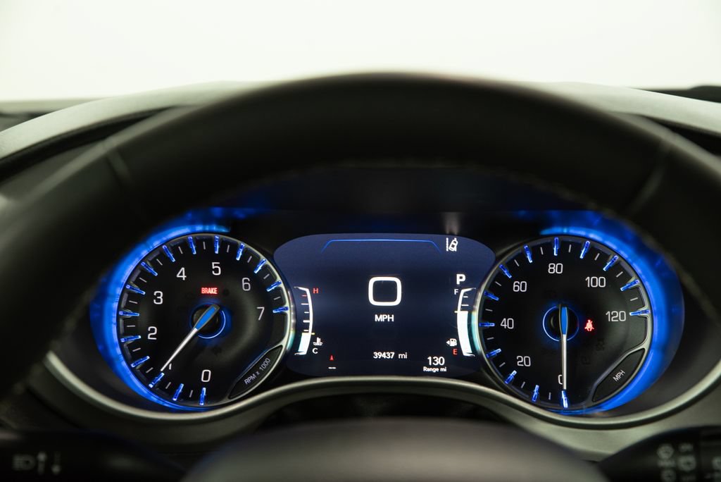 Used 2025 Chrysler Pacifica Select FWD image 22