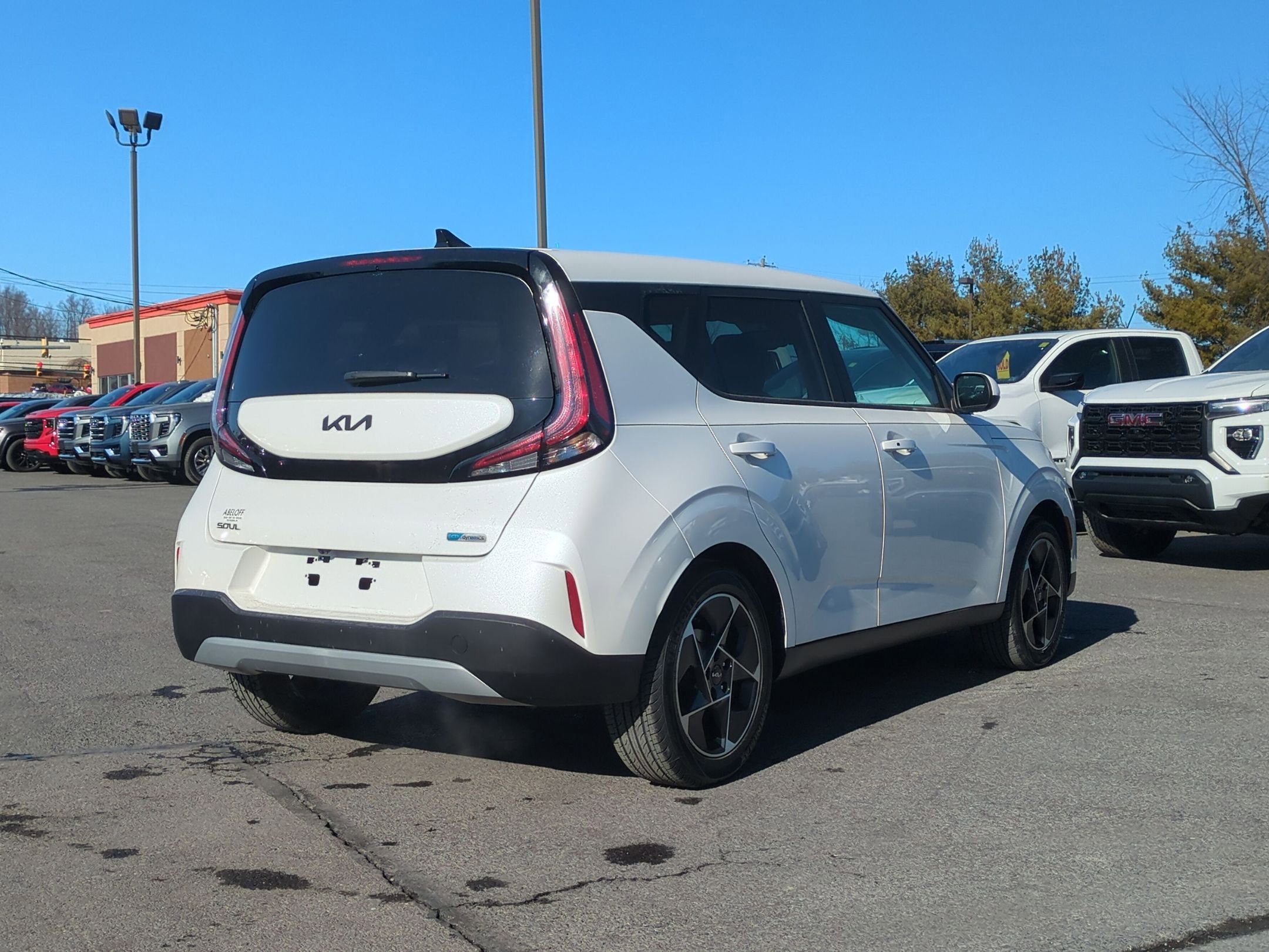 Used 2023 Kia Soul EX image 6