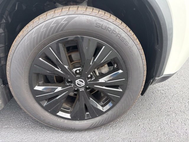 Used 2021 Nissan Rogue SV AWD/4WD image 29