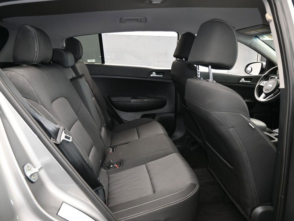 Used 2020 Kia Sportage LX image 36